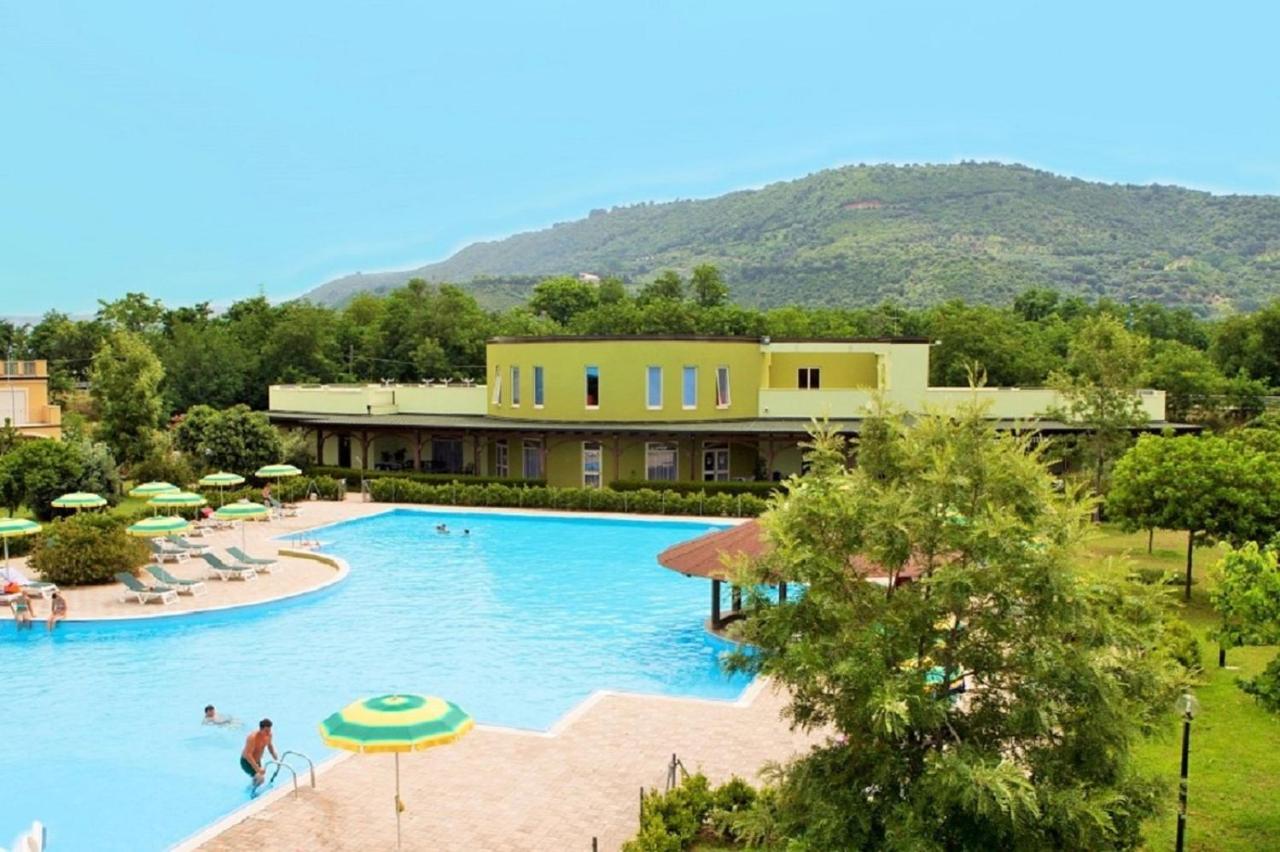 דירות Pizzo Beach Club מראה חיצוני תמונה