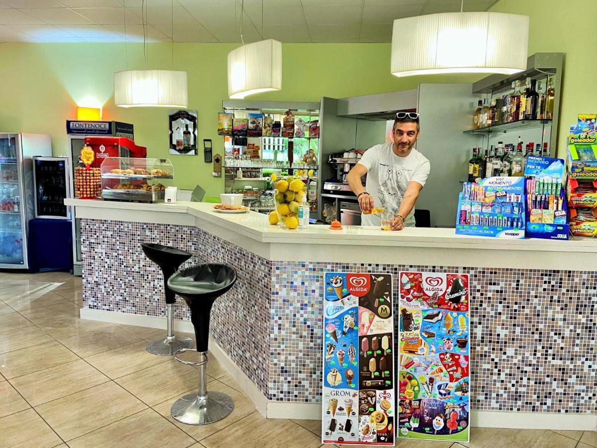 דירות Pizzo Beach Club מראה חיצוני תמונה