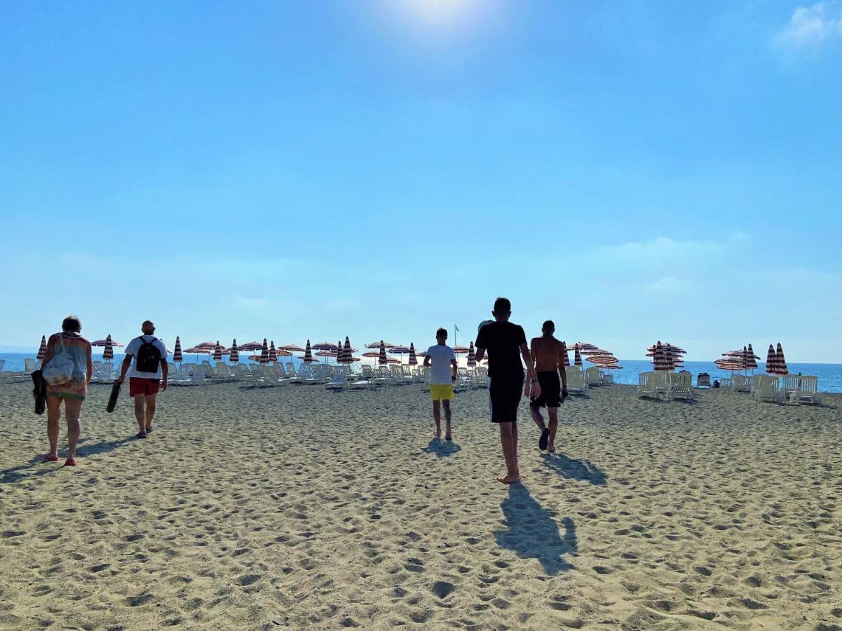 דירות Pizzo Beach Club מראה חיצוני תמונה
